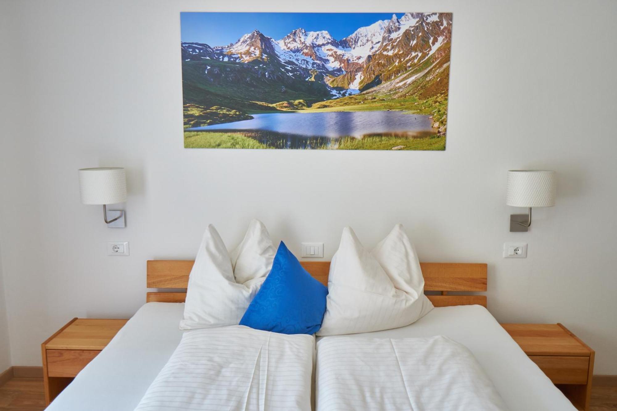 Privatpension Bergkristall San Martino In Passiria  Room photo