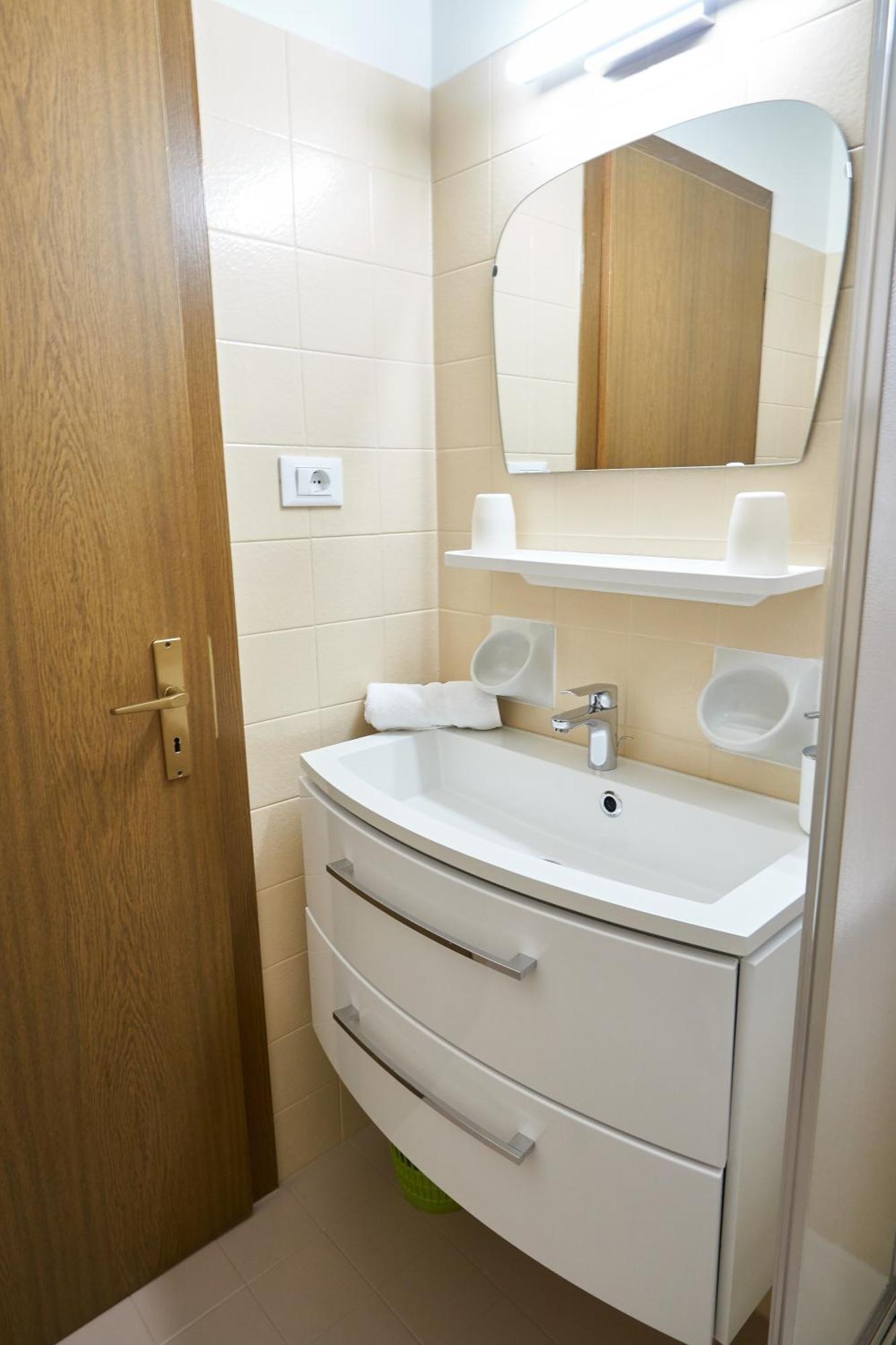 Privatpension Bergkristall San Martino In Passiria  Room photo