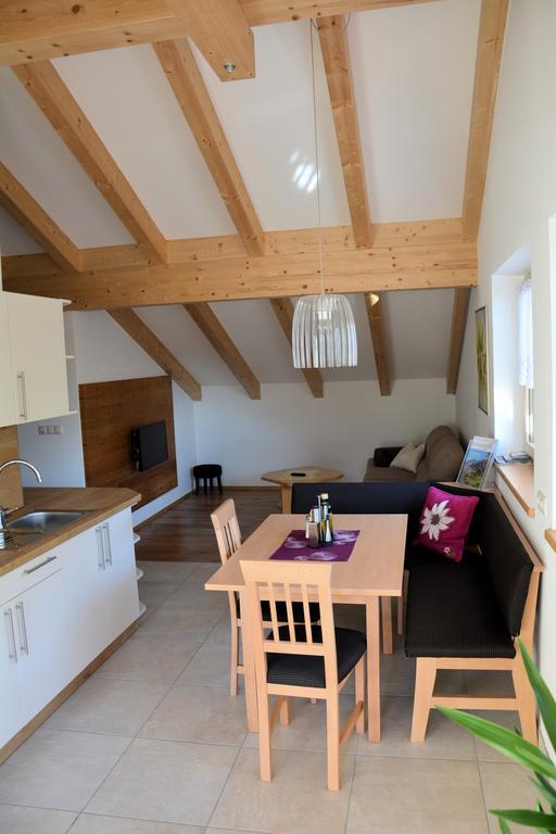 Privatpension Bergkristall San Martino In Passiria  Exterior photo