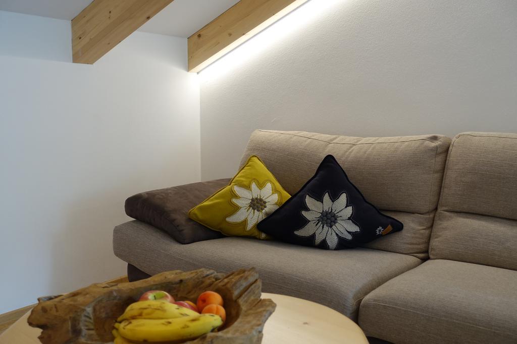 Privatpension Bergkristall San Martino In Passiria  Exterior photo