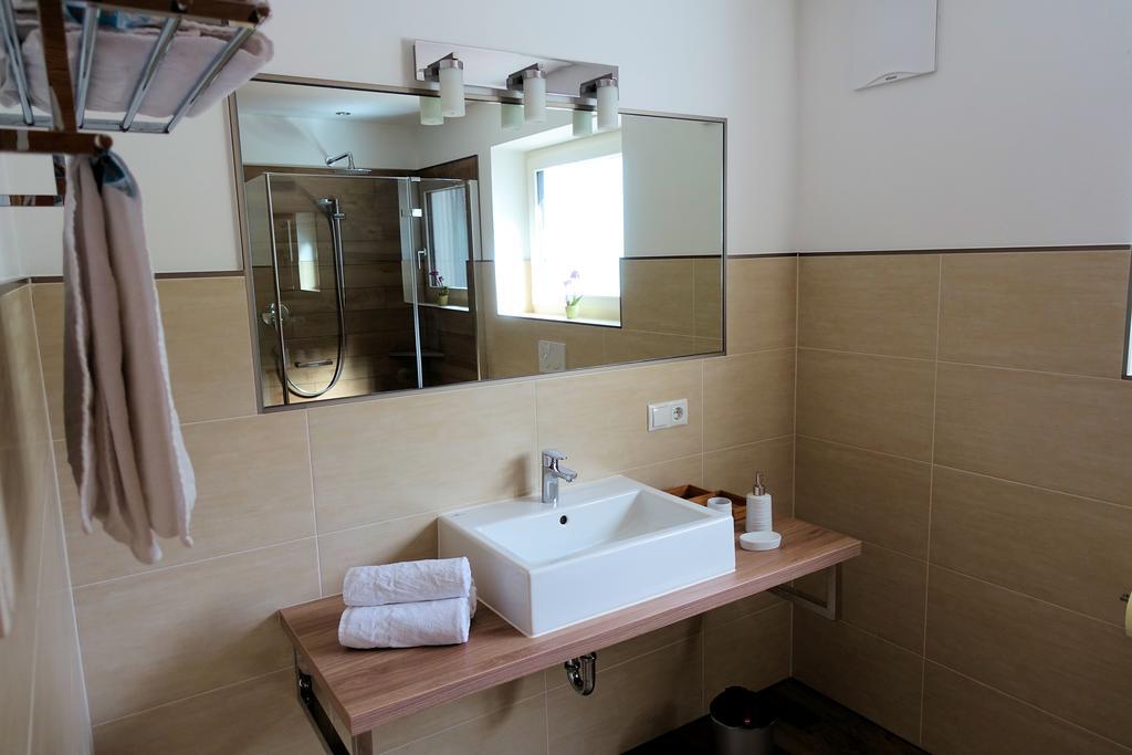 Privatpension Bergkristall San Martino In Passiria  Exterior photo